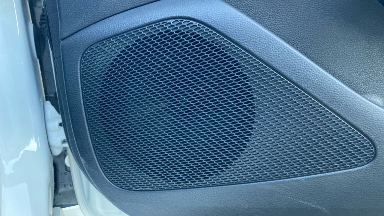 Toyota Corolla 1.8 VVT-i Hybrid Icon Tech 5dr CVT Hybrid Hatchback